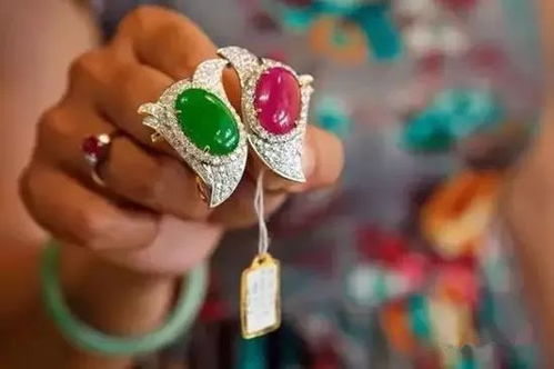 五金交電與珠寶黃金 2017年中國黃金珠寶業的跨界融合與變革圖鑒