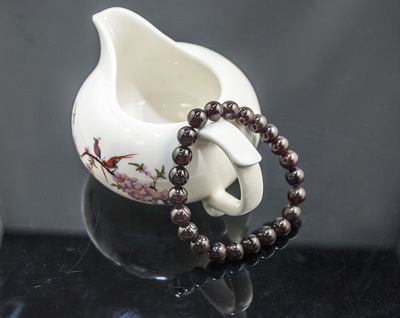 玉器與五金交電 傳統與現代的交融